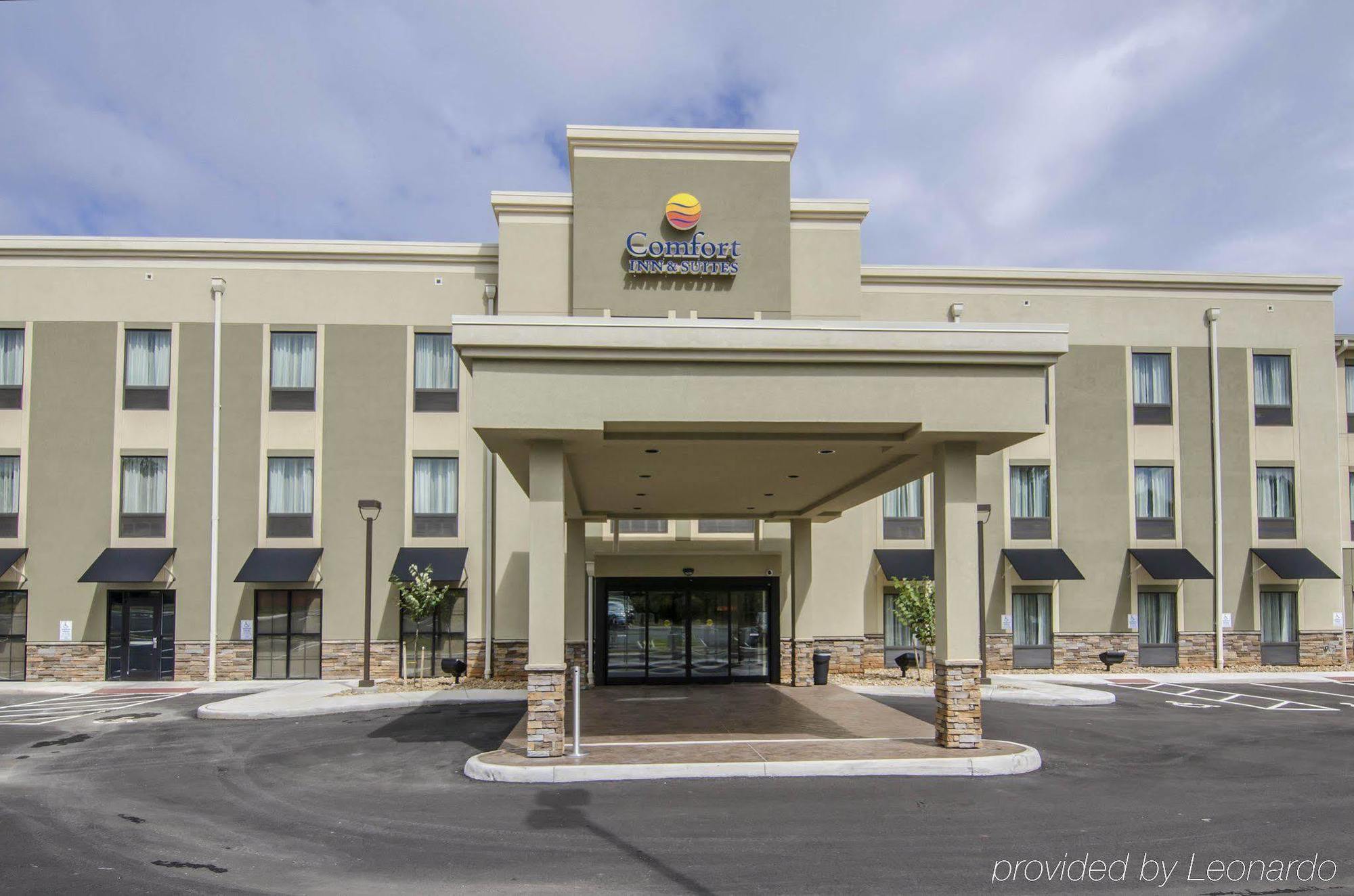 Comfort Inn & Suites Lynchburg Airport - University Area Buitenkant foto