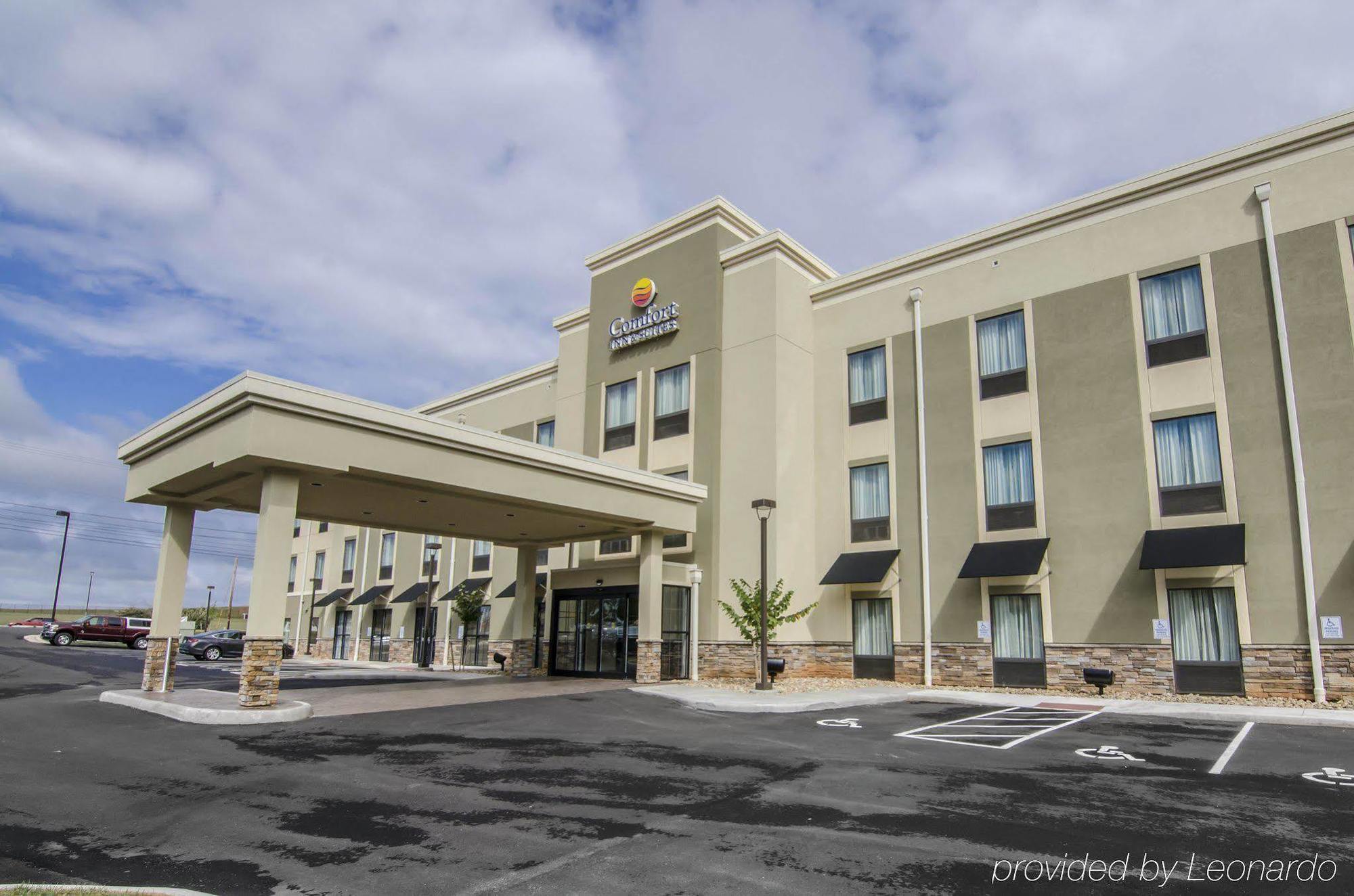 Comfort Inn & Suites Lynchburg Airport - University Area Buitenkant foto